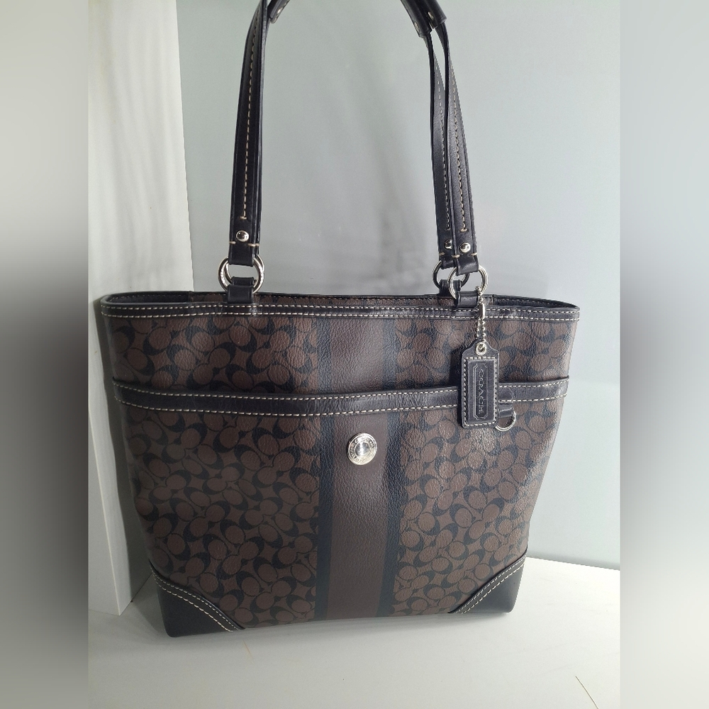 Coach Chelsea Heritage Stripe Signature Tote EUC